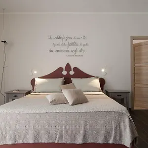 ** Bed & Breakfast Kissfromsalento B&b+bike Italy
