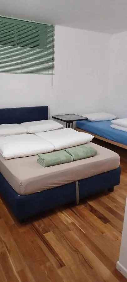 Como 3 B&B 0*,